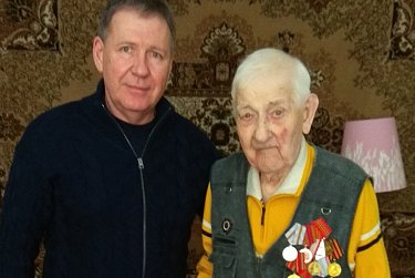 Новогодние поздравления депутата